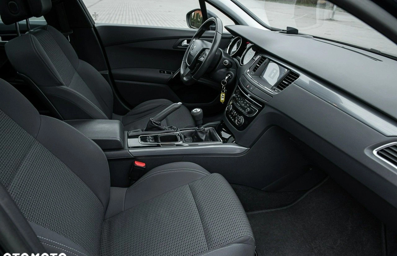Peugeot 508 cena 32700 przebieg: 127000, rok produkcji 2013 z Bobolice małe 466